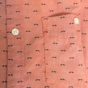 Fun mustache print party shirt, size L, pink